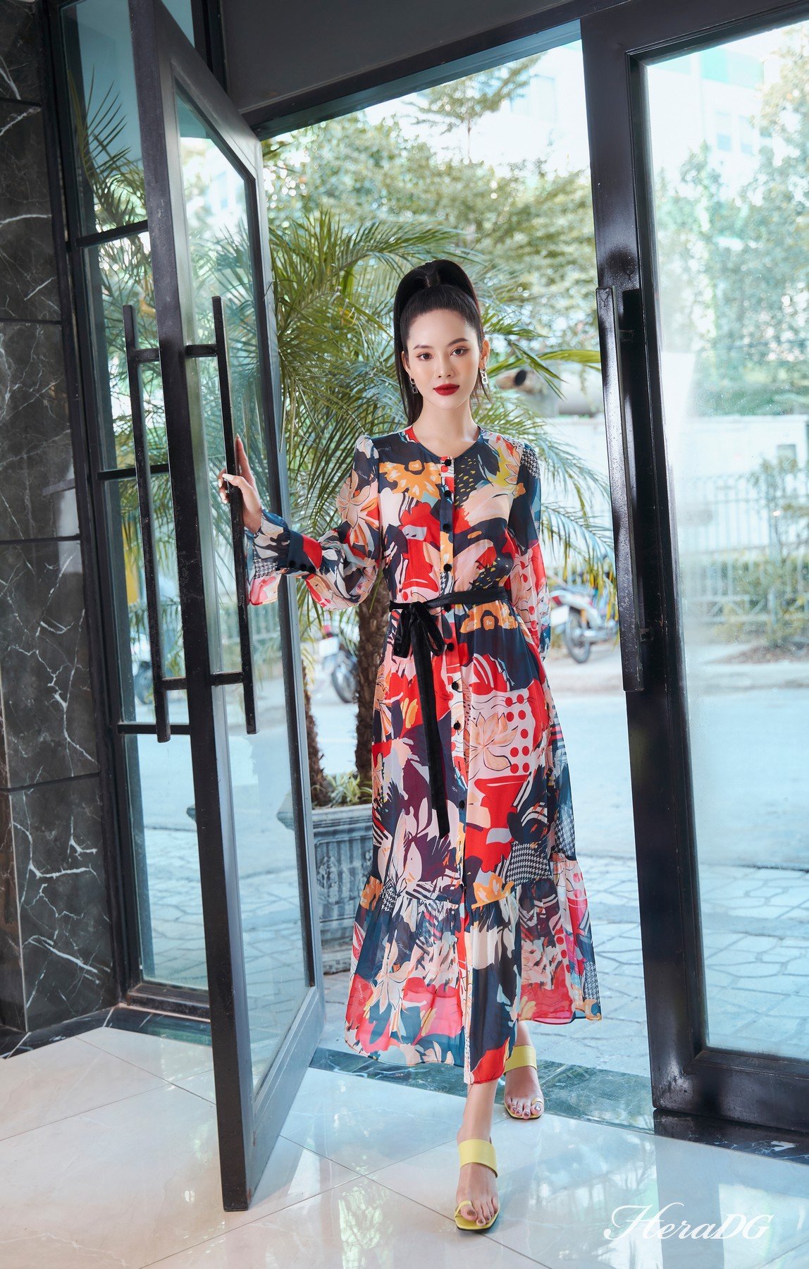 Đầm xoè tay bồng