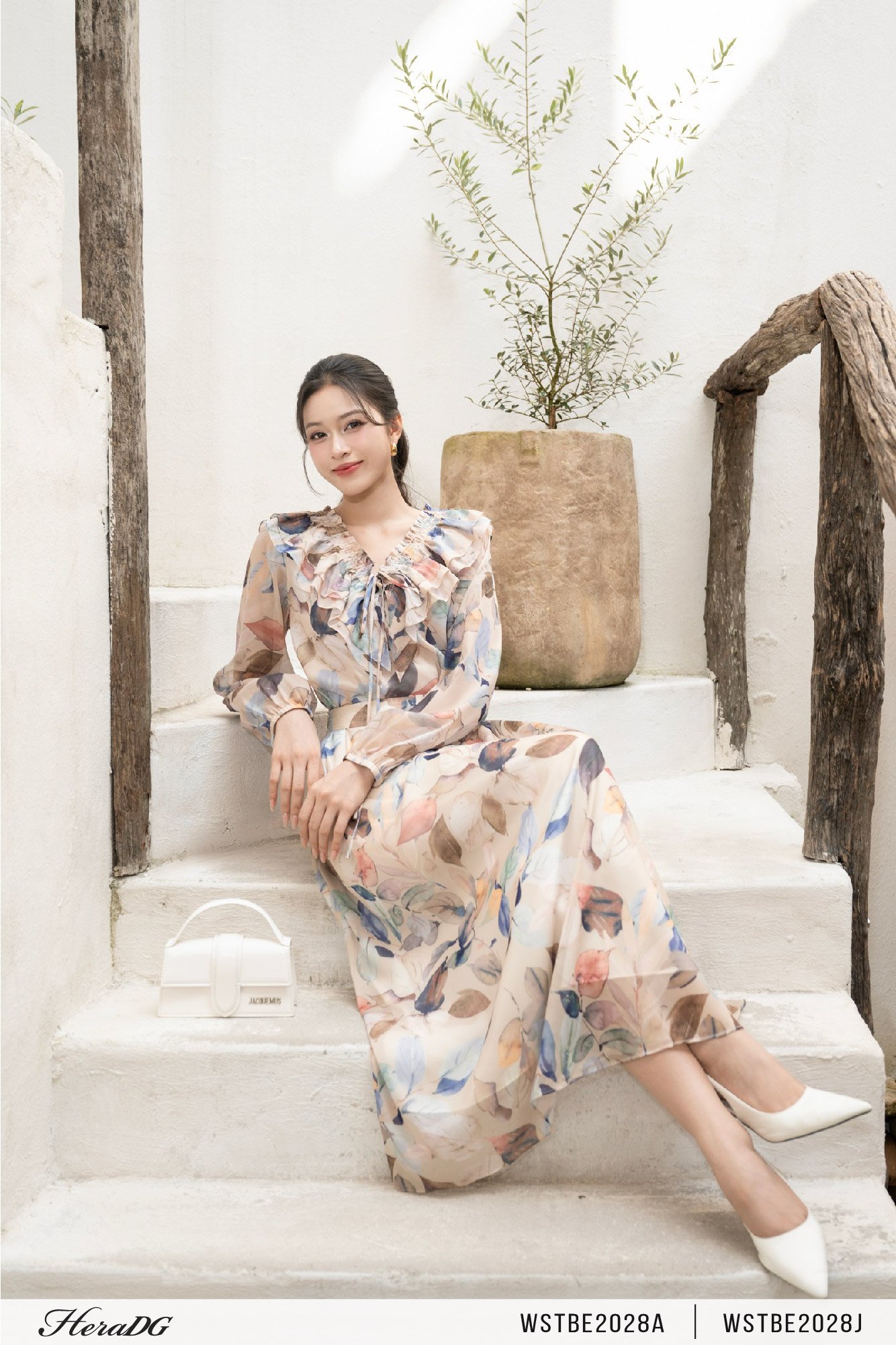 Chân váy xoè xếp ly