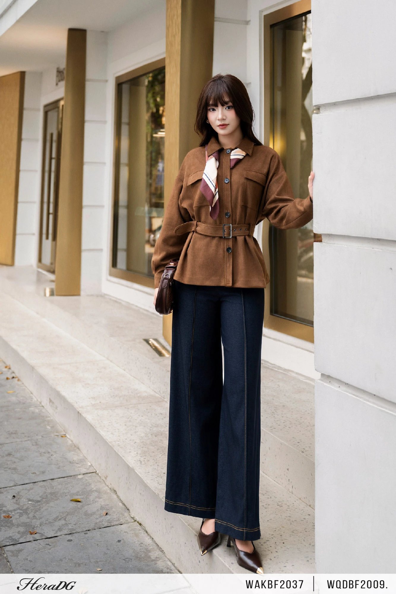 Quần jeans dáng suông
